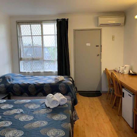 Beaconsfield Lodge Motel 외부 사진