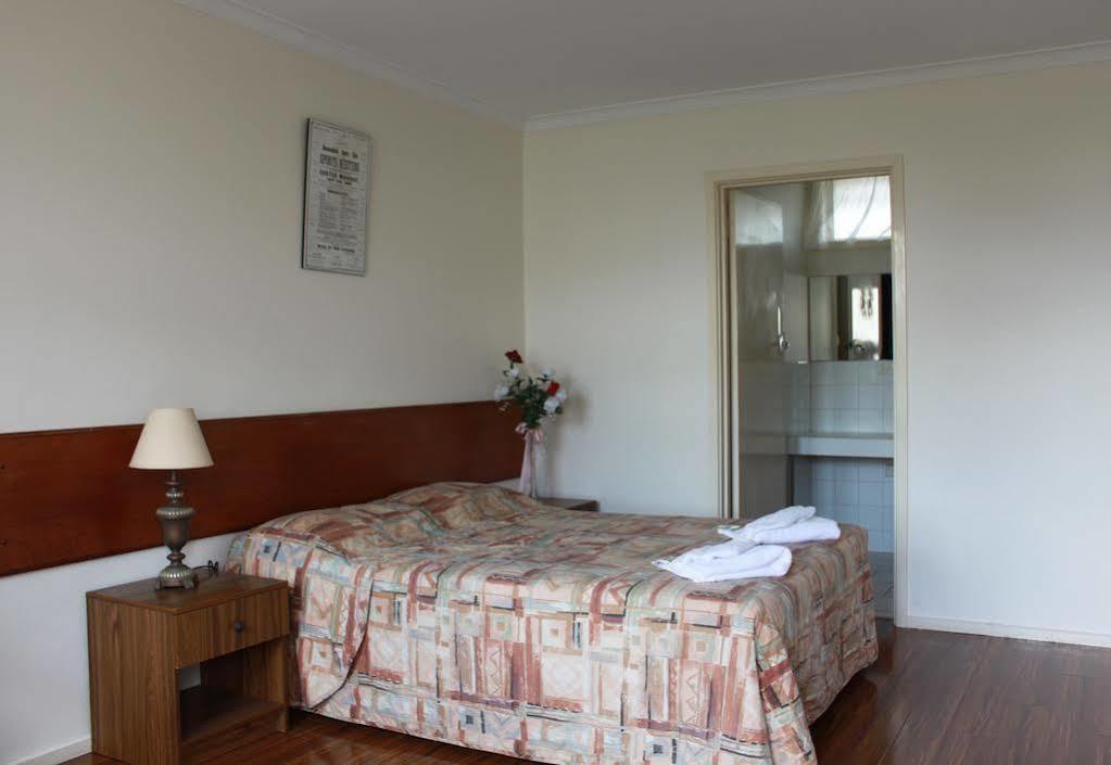 Beaconsfield Lodge Motel 외부 사진